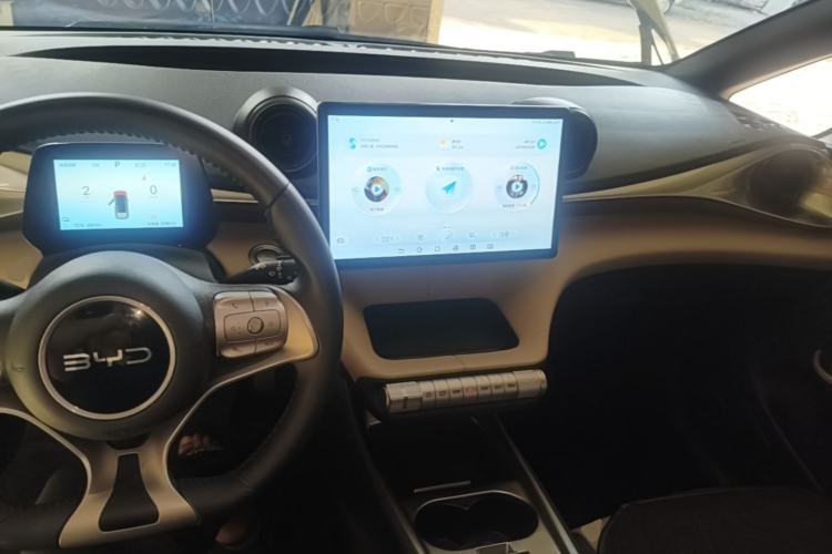 Used BYD Dolphin 2025 420km Free Edition Center Console