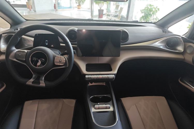 Used BYD Dolphin 2025 420km Free Edition Center Console