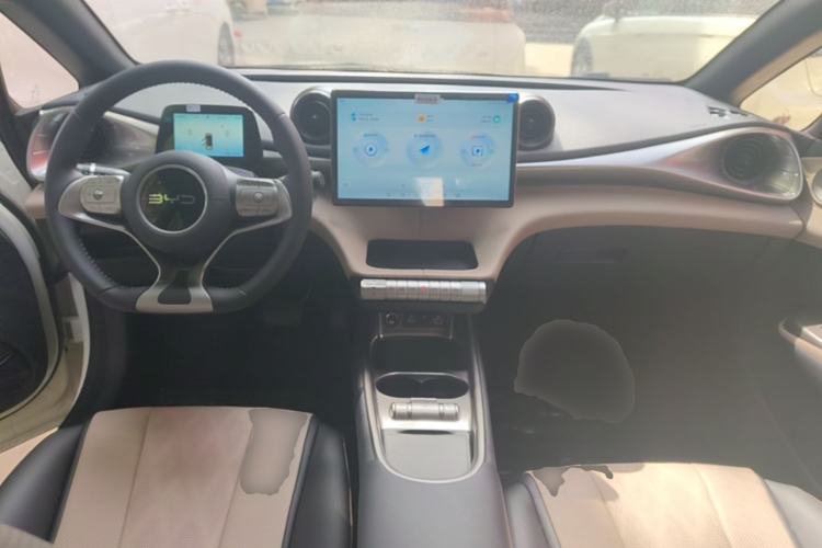Used BYD Dolphin 2025 420km Free Edition Center Console