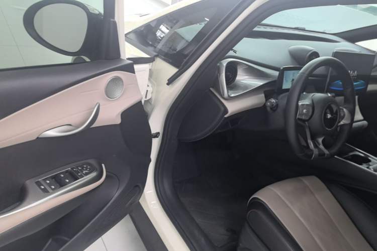 Used BYD Dolphin 2025 420km Free Edition Driver Seat