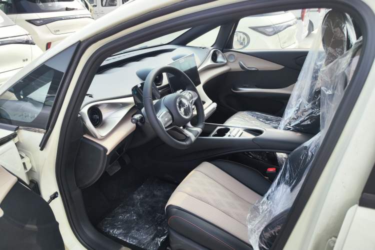 Used BYD Dolphin 2025 420km Free Edition Driver Seat