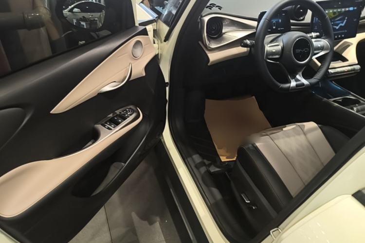 Used BYD Dolphin 2025 420km Free Edition Driver Seat