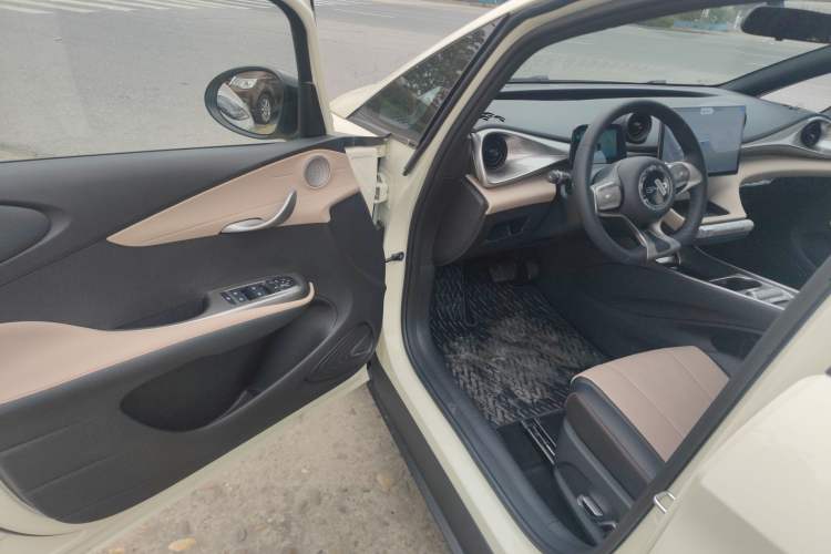 Used BYD Dolphin 2025 420km Free Edition Driver Seat