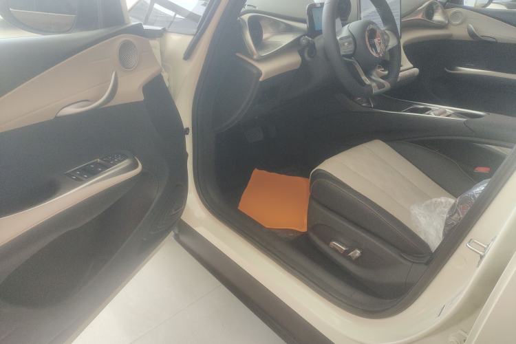 Used BYD Dolphin 2025 420km Free Edition Driver Seat