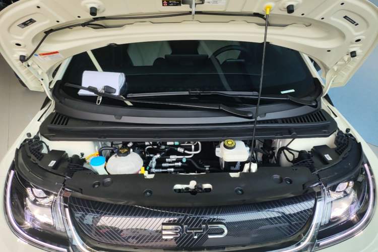 Used BYD Dolphin 2025 420km Free Edition Engine Bay