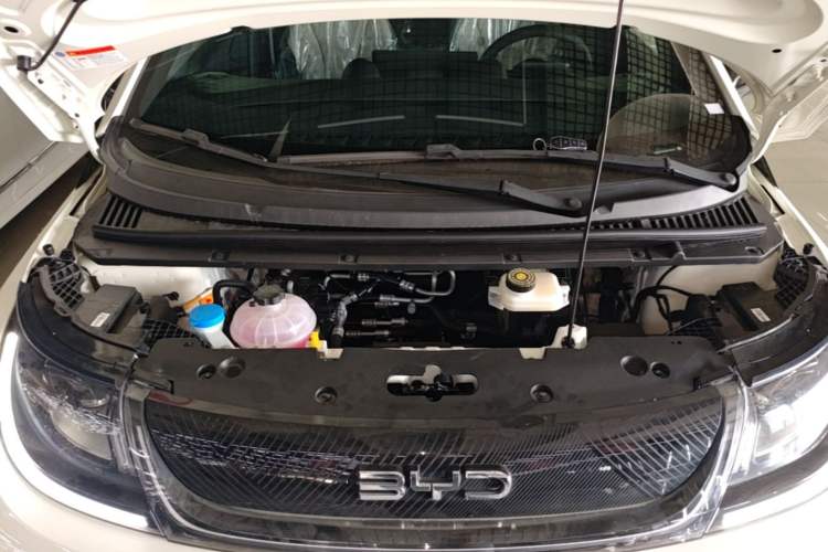 Used BYD Dolphin 2025 420km Free Edition Engine Bay