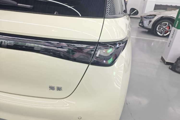 Used BYD Dolphin 2025 420km Free Edition Exterior 3
