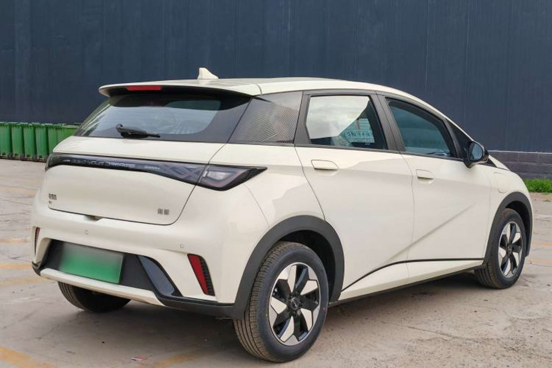 Used BYD Dolphin 2025 420km Free Edition Exterior 6
