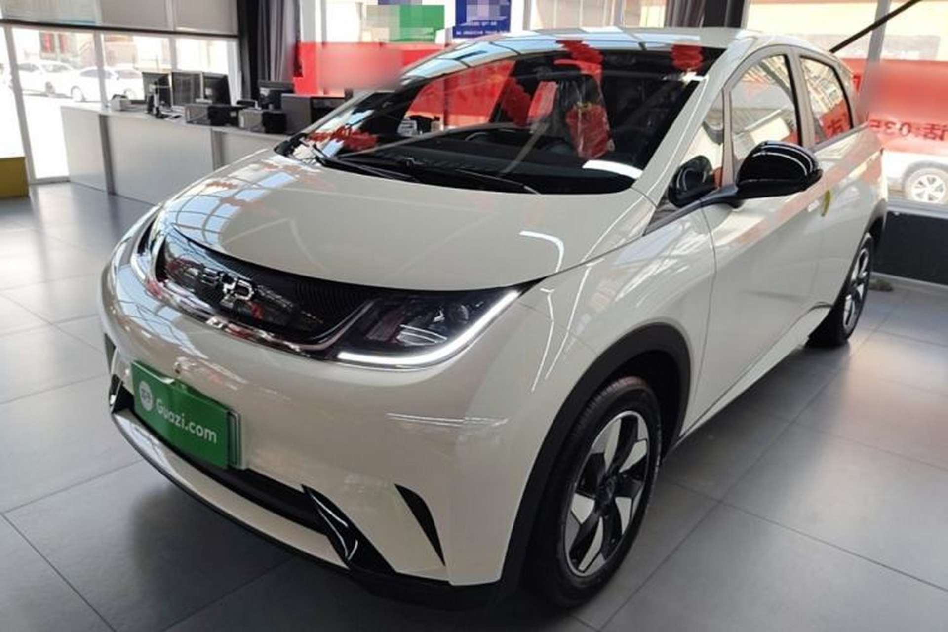 Used BYD Dolphin 2025 420km Free Edition Front Left 45 Deg