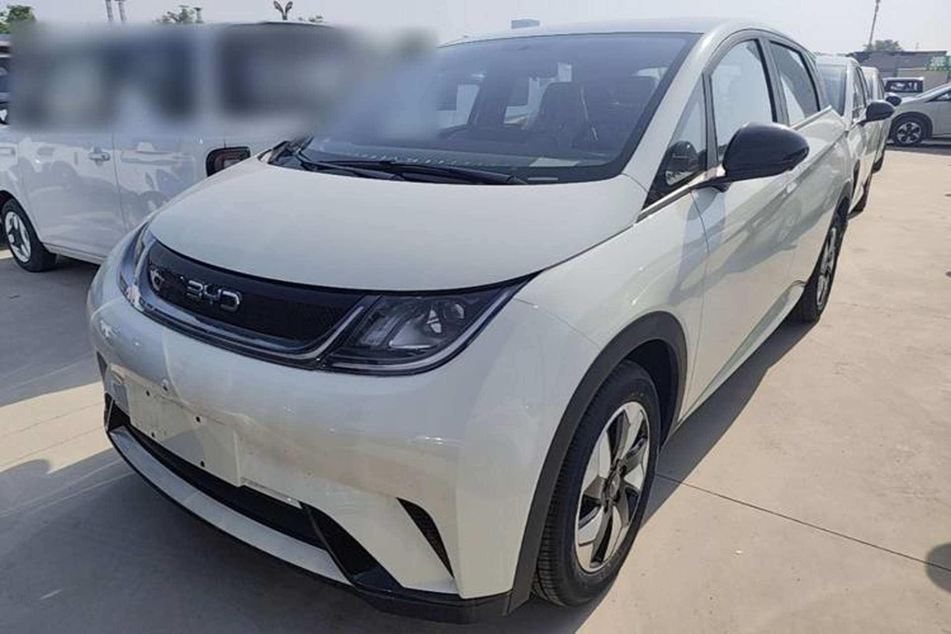 Used BYD Dolphin 2025 420km Free Edition Front Left 45 Deg