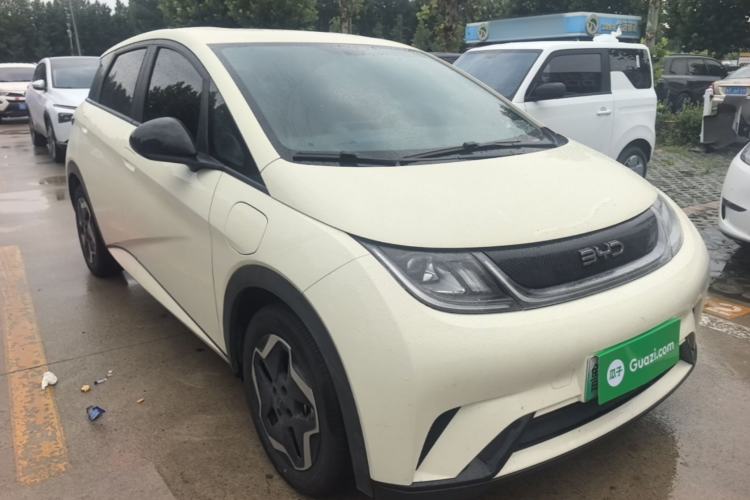 Used BYD Dolphin 2025 420km Active Version Front Right 45 Deg