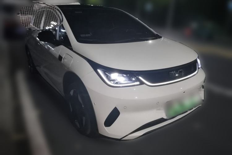 Used BYD Dolphin 2025 Intelligent Driving Version 520km Range Knight Edition Front Right 45 Deg