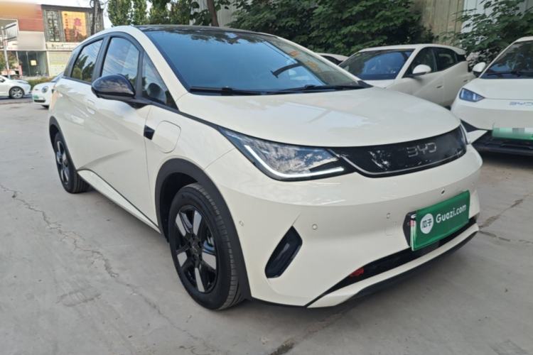 Used BYD Dolphin 2025 Intelligent Driving Version 410 km Fashion Edition Front Right 45 Deg