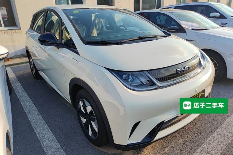Used BYD Dolphin 2025 420km Free Edition Front Right 45 Deg