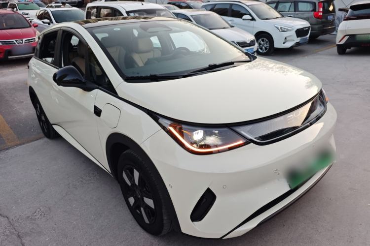Used BYD Dolphin 2025 Intelligent Driving Version 410 km Fashion Edition Front Right 45 Deg