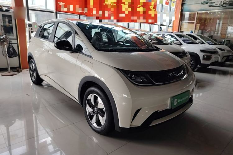 Used BYD Dolphin 2025 420km Free Edition Front Right 45 Deg
