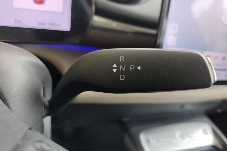 Used BYD Dolphin 2025 Intelligent Driving Version 410 km Fashion Edition Gear Lever
