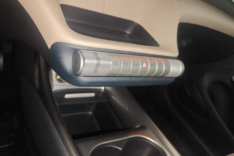 Used BYD Dolphin 2025 420km Free Edition Gear Lever