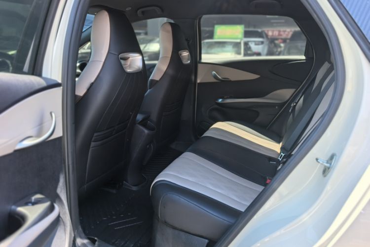 Used BYD Dolphin 2025 420km Free Edition Interior 2