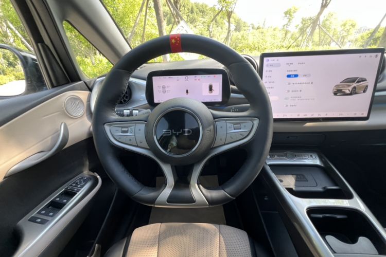 Used BYD Dolphin 2025 Intelligent Driving Version 410 km Fashion Edition Interior 4