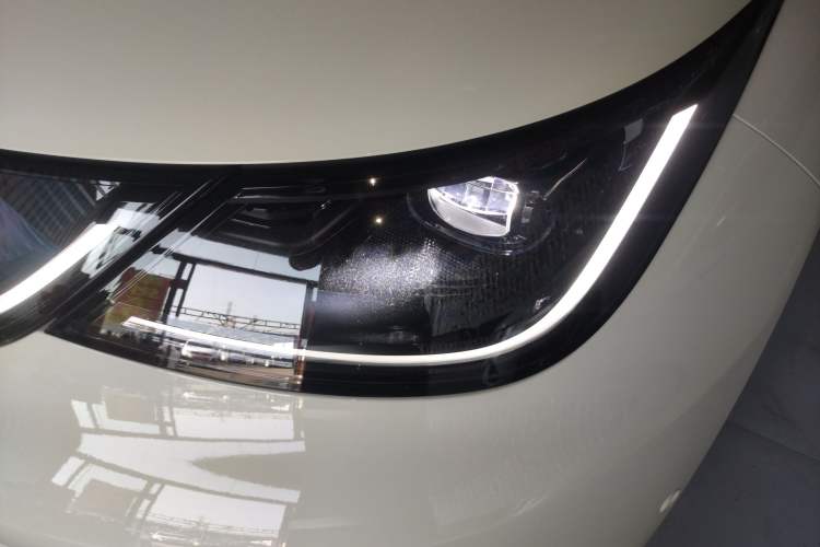 Used BYD Dolphin 2025 Smart Drive Version 420 km Freedom Edition Left Front Headlight