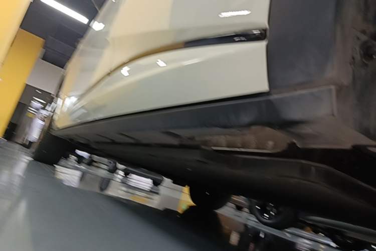 Used BYD Dolphin 2025 Smart Drive Version 420 km Freedom Edition Left Side Sill
