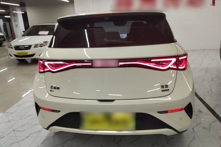 Used BYD Dolphin 2025 Smart Drive Version 420 km Freedom Edition Rear
