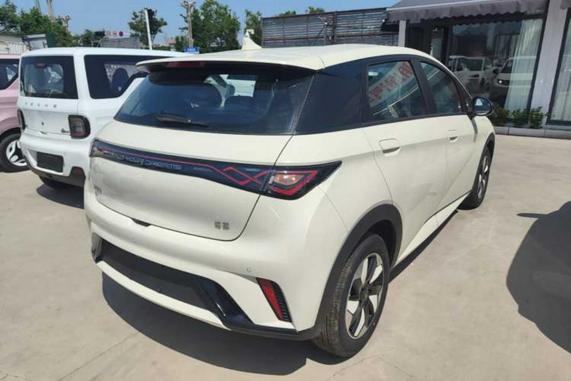 Used BYD Dolphin 2025 420km Free Edition Rear Right 45 Deg