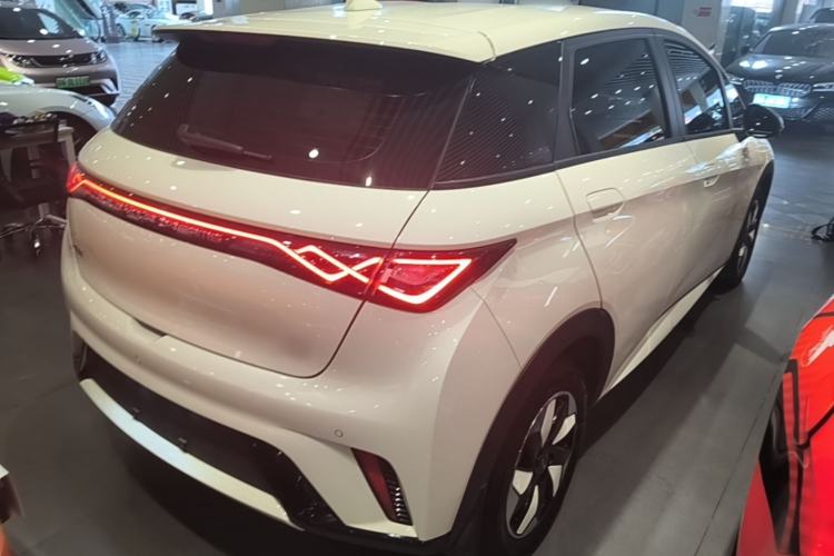 Used BYD Dolphin 2025 420km Free Edition Rear Right 45 Deg