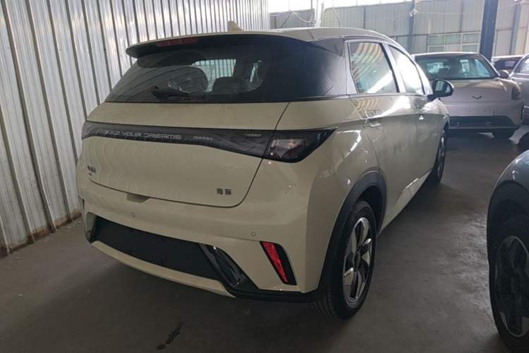 Used BYD Dolphin 2025 420km Free Edition Rear Right 45 Deg
