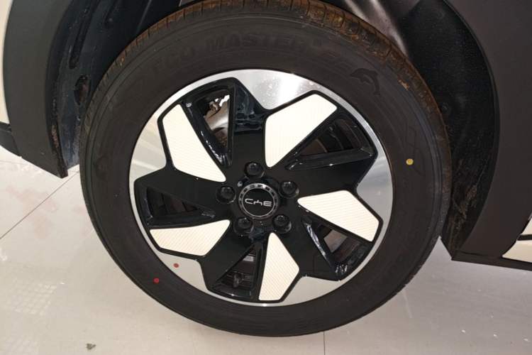 Used BYD Dolphin 2025 420km Free Edition Right Rear Wheel Hub