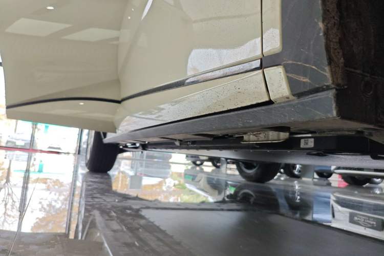 Used BYD Dolphin 2025 420km Free Edition Right Side Sill
