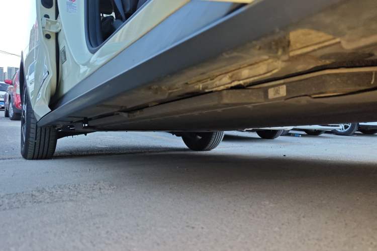 Used BYD Dolphin 2025 Intelligent Driving Version 410 km Fashion Edition Right Side Sill