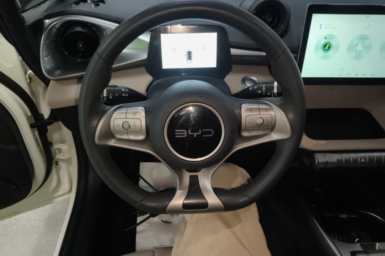 Used BYD Dolphin 2025 420km Active Version Steering Wheel