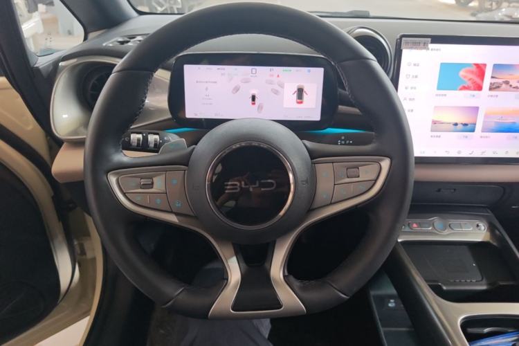 Used BYD Dolphin 2025 Intelligent Driving Version 410 km Fashion Edition Steering Wheel