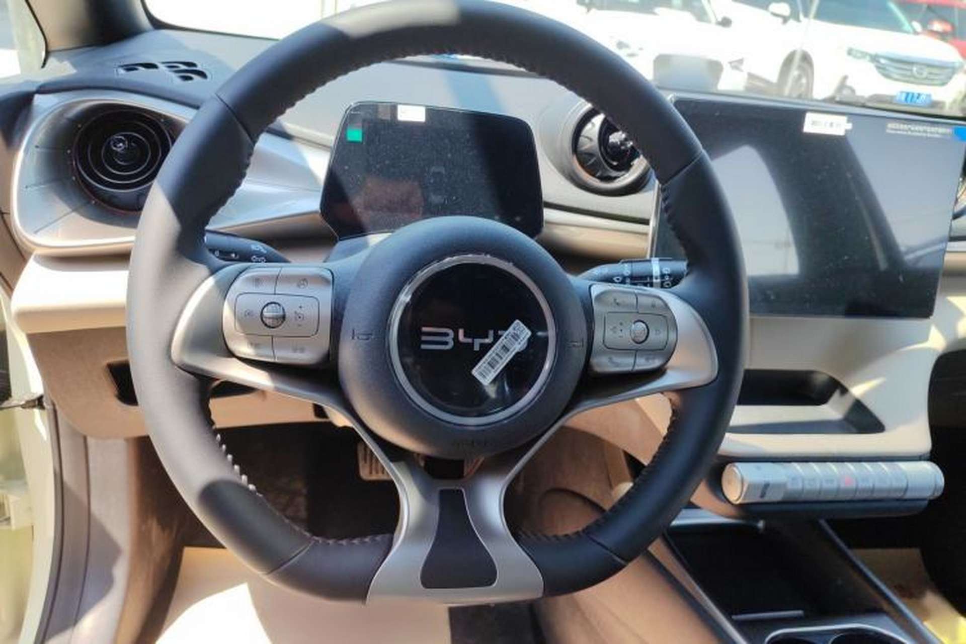 Used BYD Dolphin 2025 420km Free Edition Steering Wheel