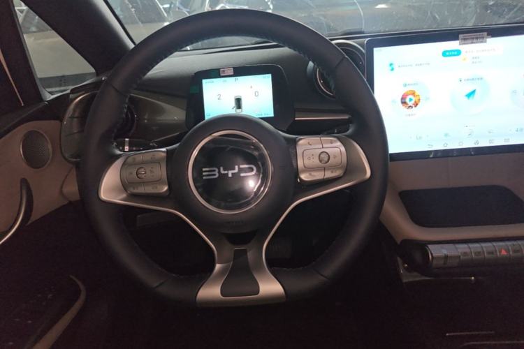 Used BYD Dolphin 2025 420km Free Edition Steering Wheel