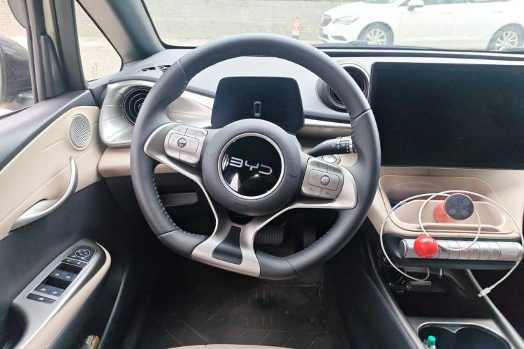 Used BYD Dolphin 2025 420km Free Edition Steering Wheel