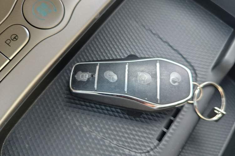 Used BYD Dolphin 2025 Intelligent Driving Version 410 km Fashion Edition Vehicle Key