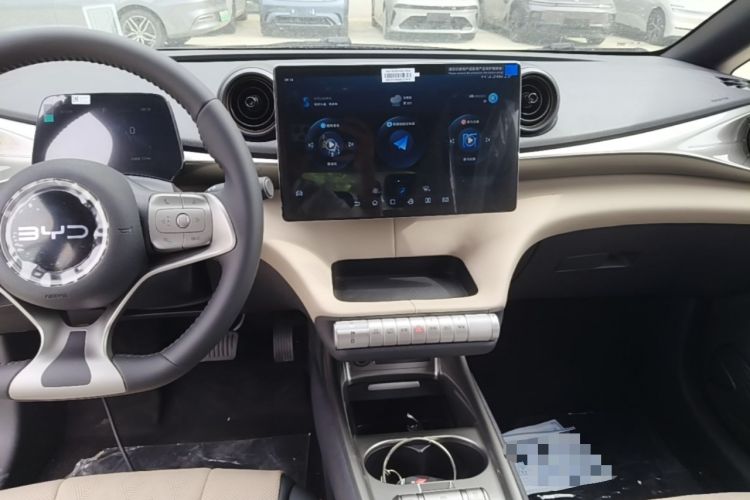 Used BYD Dolphin 2025 420km Free Edition Audio And AC Panel