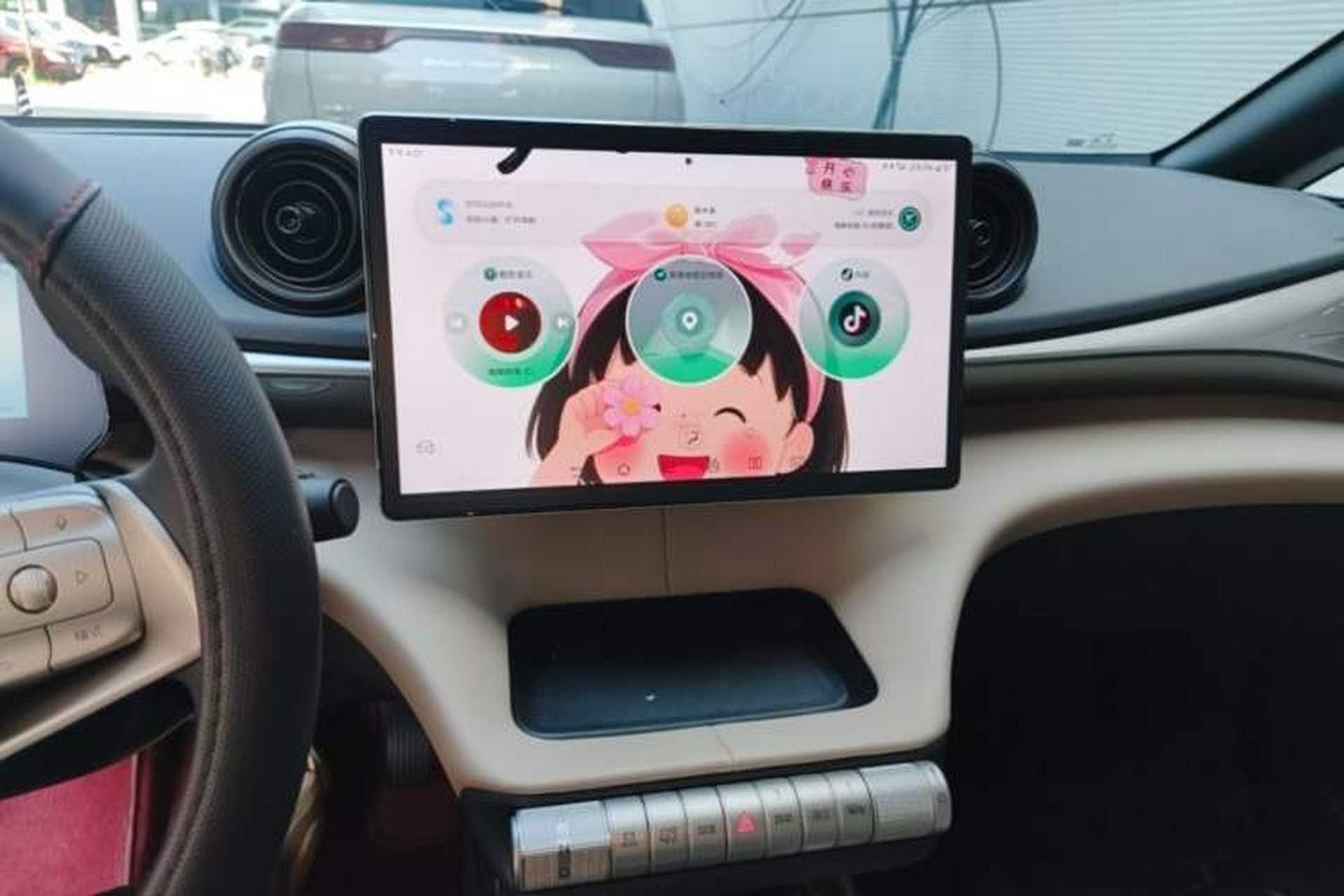 Used BYD Dolphin 2025 420km Free Edition Audio And AC Panel