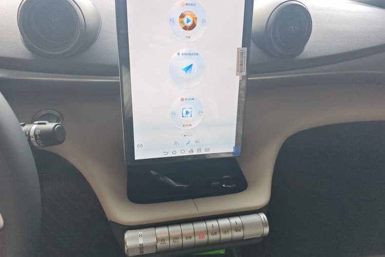Used BYD Dolphin 2025 420km Free Edition Audio And AC Panel