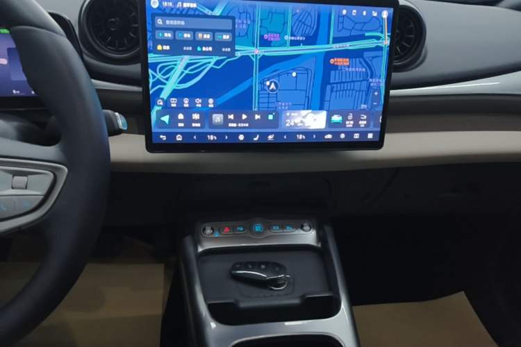 Used BYD Dolphin 2025 Intelligent Driving Version 410 km Fashion Edition Audio And AC Panel