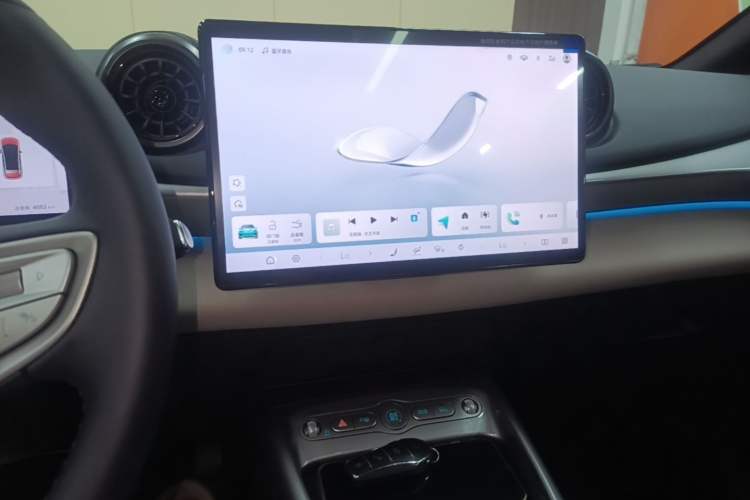 Used BYD Dolphin 2025 Intelligent Driving Version 410 km Fashion Edition Audio And AC Panel