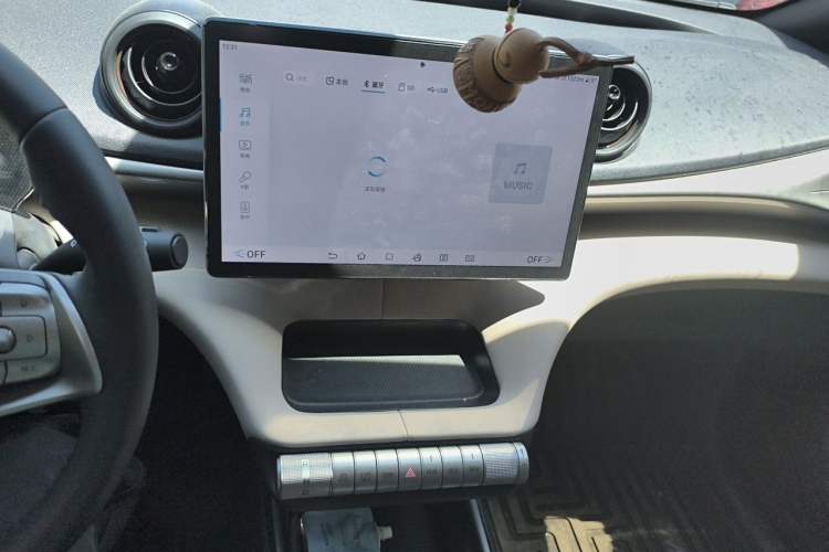 Used BYD Dolphin 2025 420km Fashion Edition Audio And AC Panel