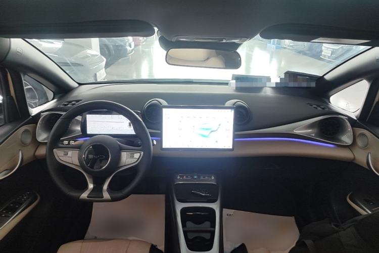 Used BYD Dolphin 2025 Intelligent Driving Version 410 km Fashion Edition Center Console