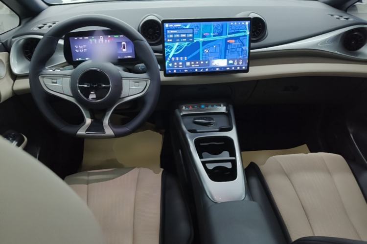 Used BYD Dolphin 2025 Intelligent Driving Version 410 km Fashion Edition Center Console