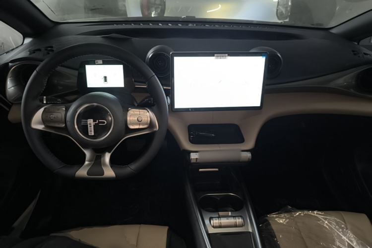 Used BYD Dolphin 2025 420km Free Edition Center Console