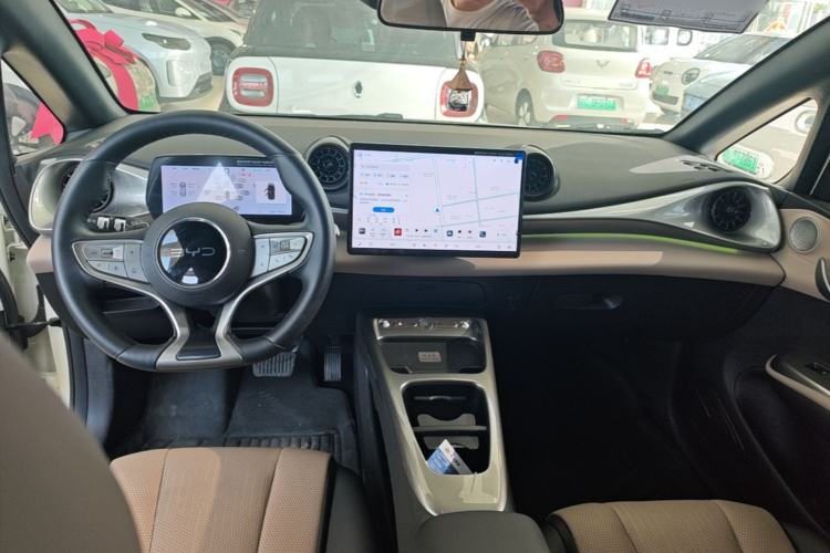 Used BYD Dolphin 2025 Intelligent Driving Version 410 km Fashion Edition Center Console