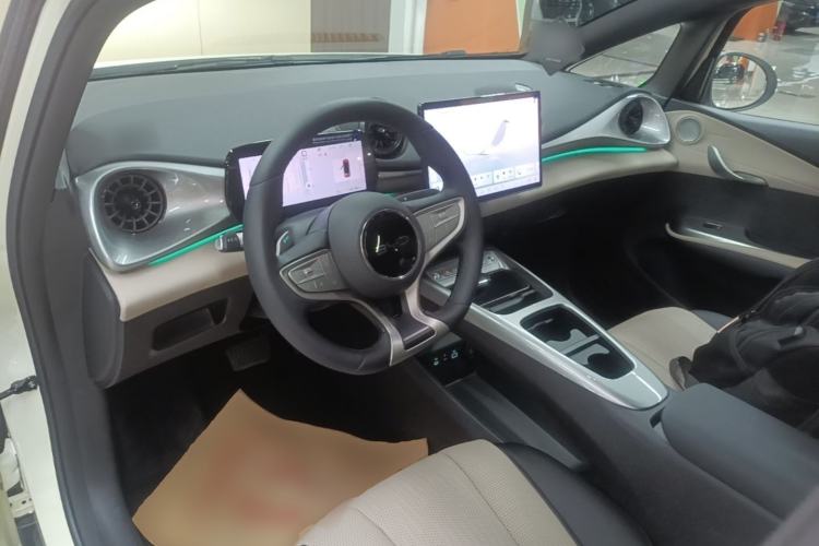 Used BYD Dolphin 2025 Intelligent Driving Version 410 km Fashion Edition Center Console